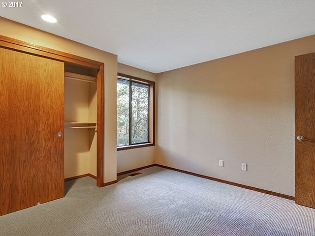 550 South Riverside Street Portland, OR 97219 - Photo 13 of 26 Gallery Image 13