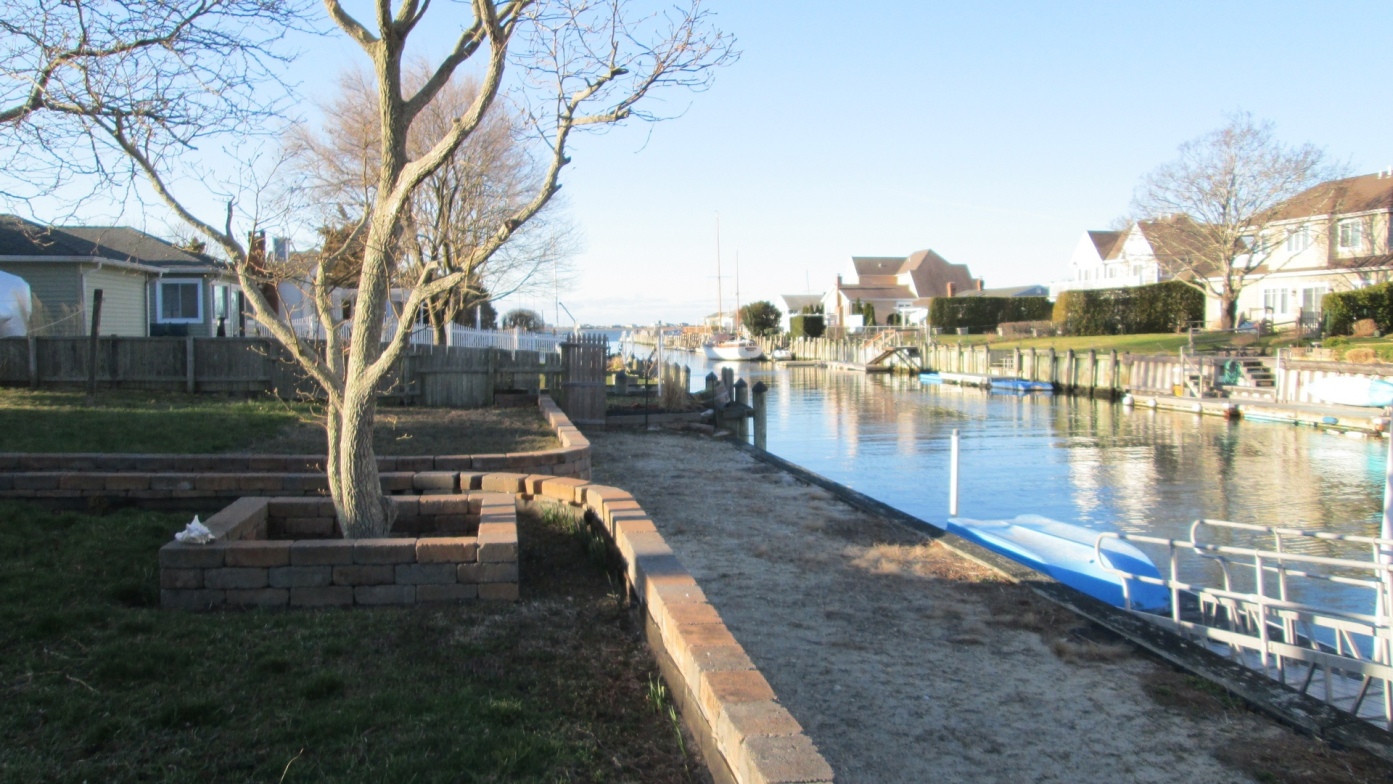 26 Dolphin Road East Quogue, NY 11942 - Photo 13 of 25