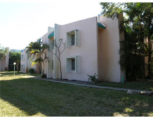 638 Northwest 13th Street, Unit 280 Boca Raton, FL 33486 - Photo 11 of 12 Gallery Image 11