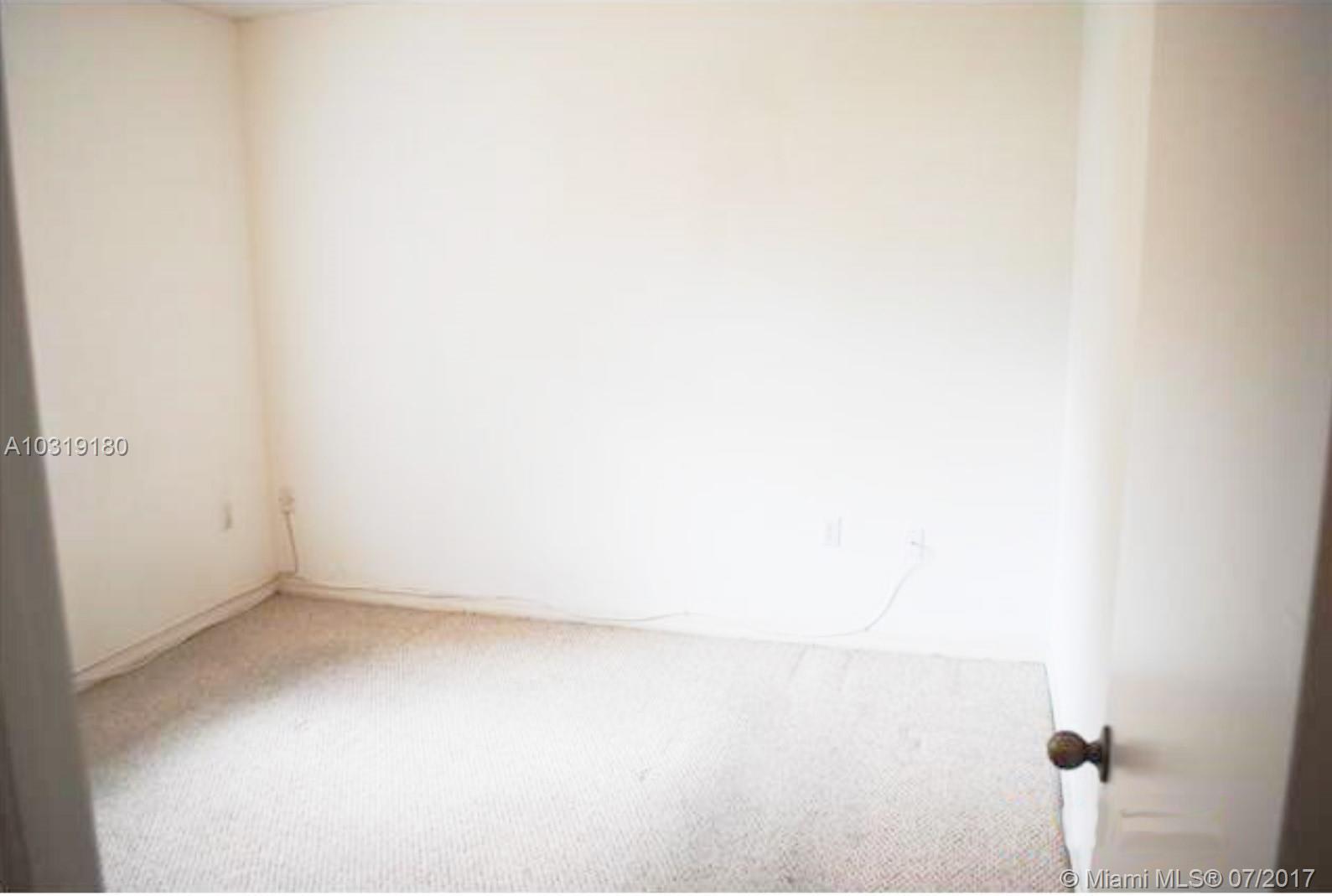 14651 Southwest 172nd Street Miami, FL 33177 - Photo 5 of 9