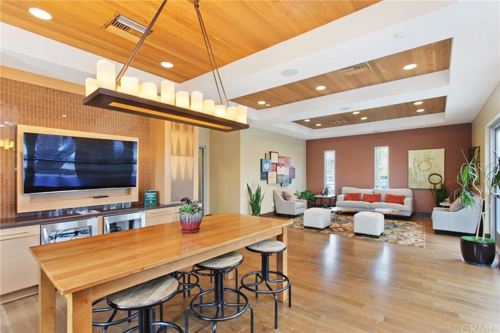 5450 Strand, Unit 202 Hawthorne, CA 90250 - Photo 16 of 28