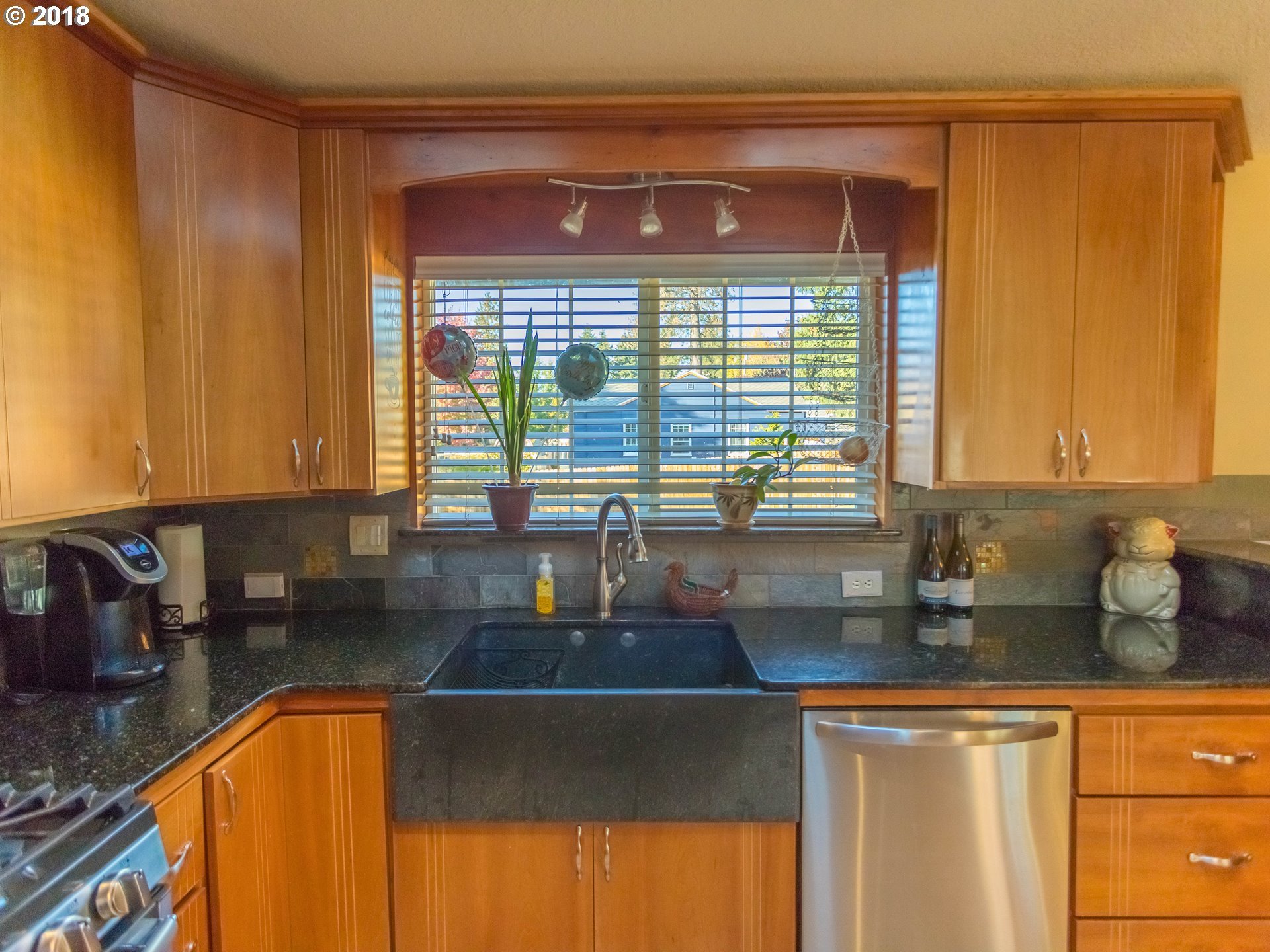 4475 Southeast Powell Valley Road Gresham, OR 97080 - Photo 6 of 29 Gallery Image 6