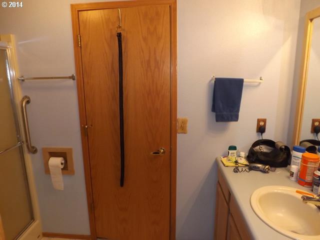 153 Dot Road Roosevelt, WA 99356 - Photo 3 of 15 Gallery Image 3