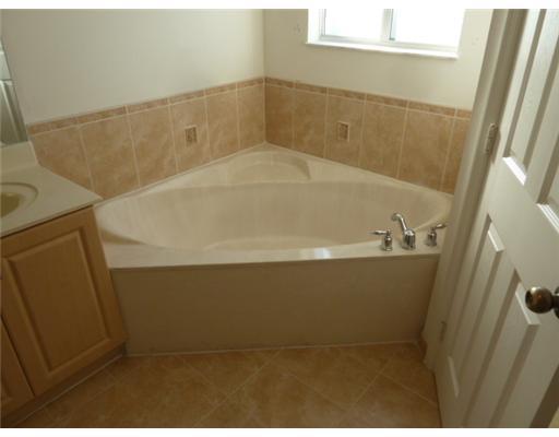 28403 Southwest 133rd Path Homestead, FL 33033 - Photo 7 of 18 Gallery Image 7