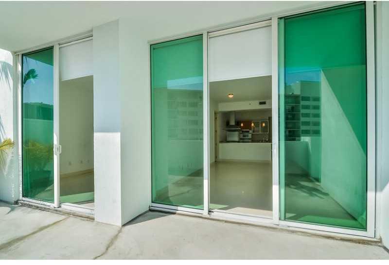 218 Southeast 14th Street, Unit 807 Miami, FL 33131 - Photo 13 of 35