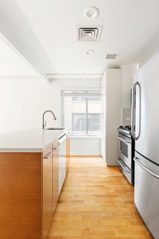 $4,750 | 133 Water Street, Unit 6D | DUMBO