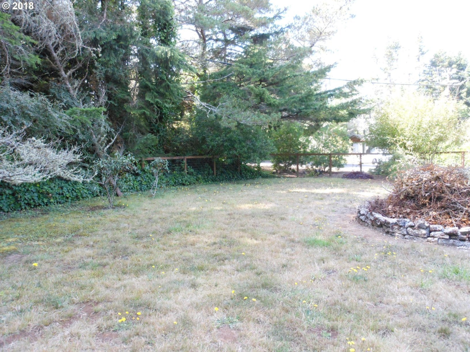 69899 Ridling Road North Bend, OR 97459 - Photo 6 of 19 Gallery Image 6