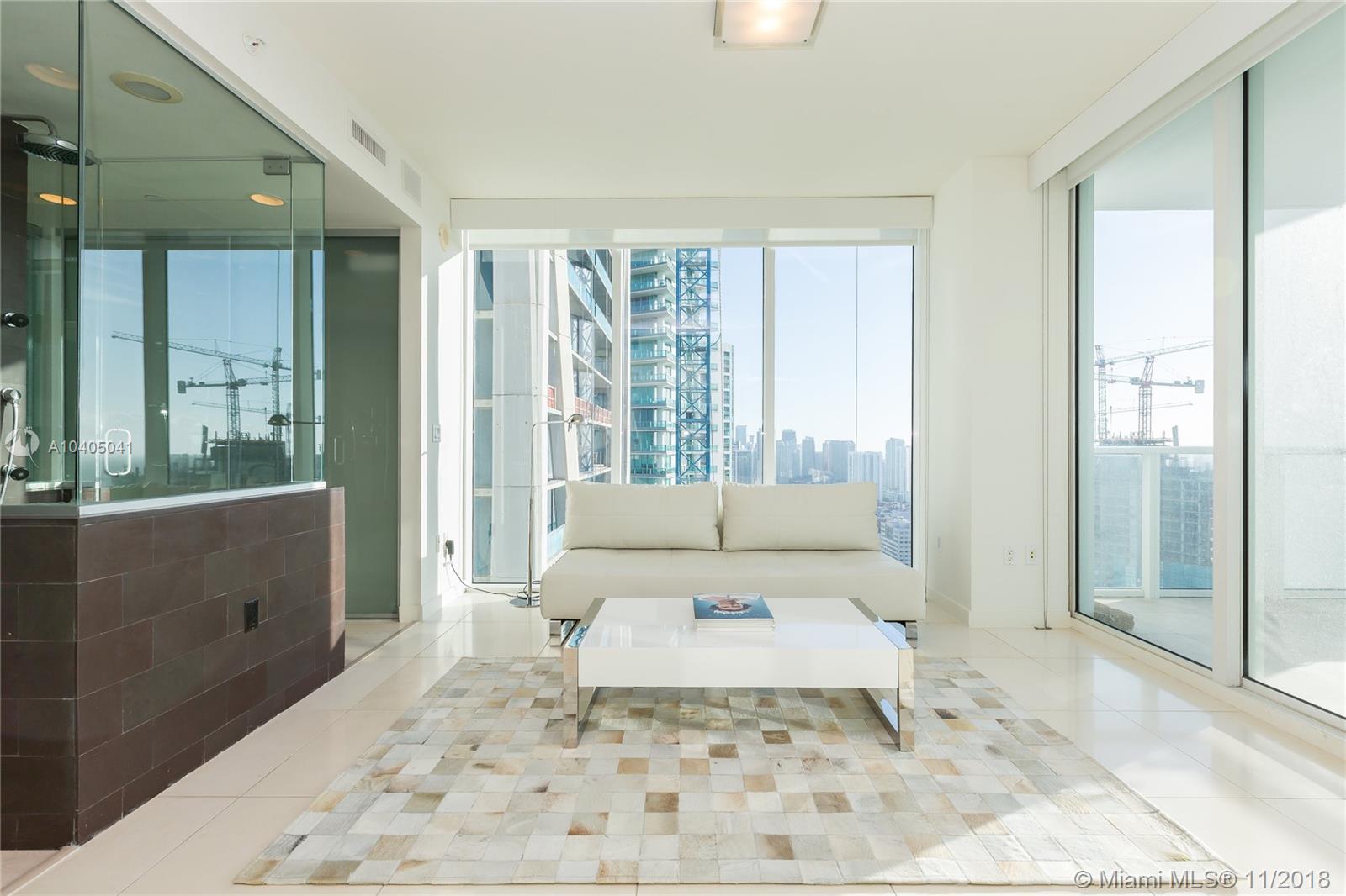 1040 Biscayne Boulevard, Unit 4407 Miami, FL 33132 - Photo 13 of 33