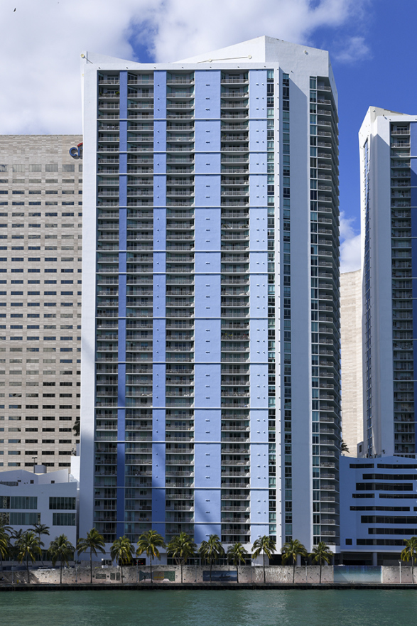 One Miami 325 S Biscayne Blvd, Miami, FL 33131 - Photo 1 of 3