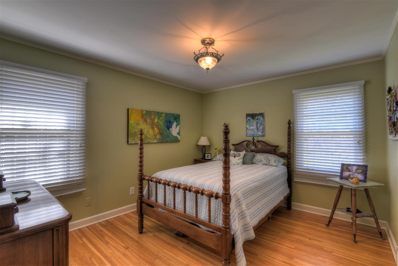 4758 Chickasaw Road Memphis, TN 38117 - Photo 16 of 22
