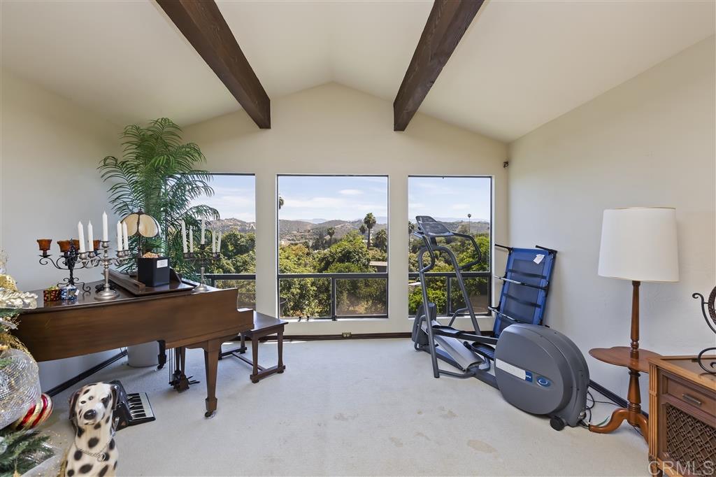 3425 Fairview Drive Vista, CA 92084 - Photo 5 of 25