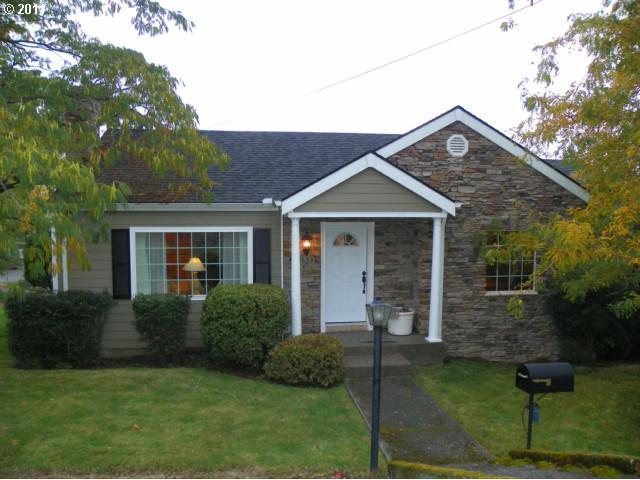 1635 Southwest Freeman Street Portland, OR 97219 - Photo 1 of 15 Gallery Image 1