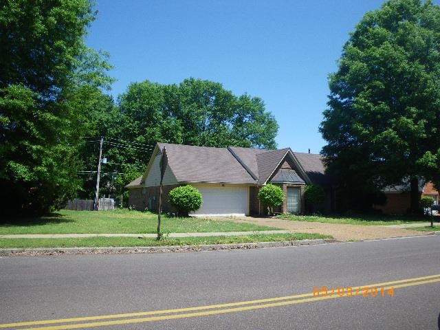 7644 Lowrance Road Memphis, TN 38125 - Photo 2 of 17 Gallery Image 2