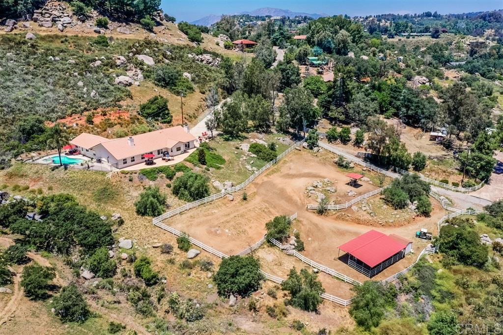 2452 Nido Aguila Alpine, CA 91901 - Photo 2 of 25