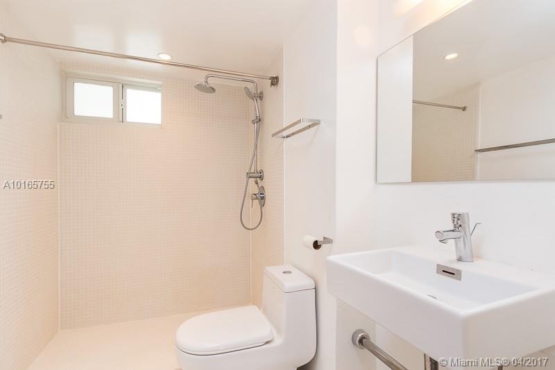 1670 Bay Road, Unit 5G Miami Beach, FL 33139 - Photo 5 of 20 Gallery Image 5