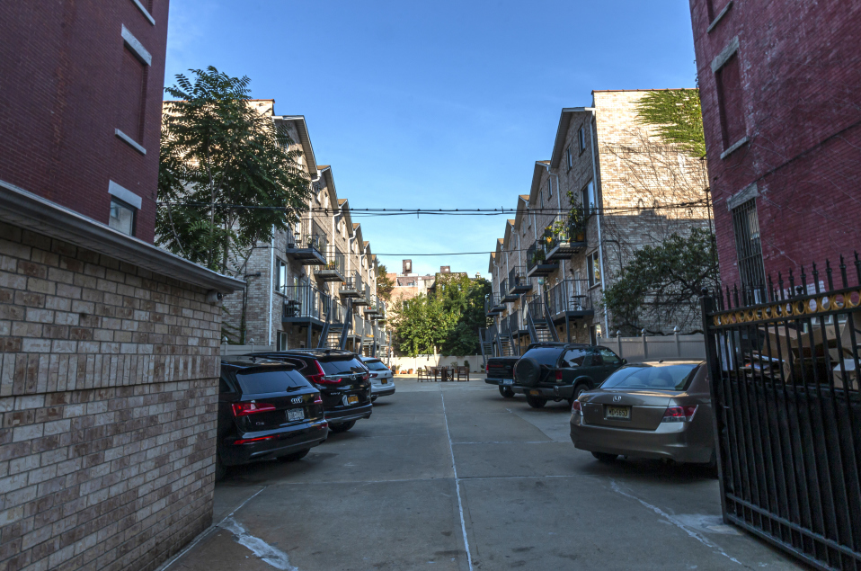 965 Kent Ave, Brooklyn, NY 11205 - Photo 2 of 2