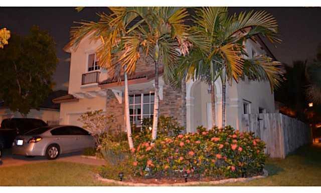 8819 Southwest 219th Lane Miami, FL 33190 - Photo 5 of 12