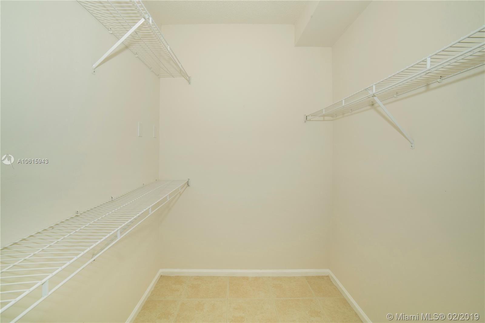 17100 North Bay Road, Unit 1514 Sunny Isles Beach, FL 33160 - Photo 28 of 38