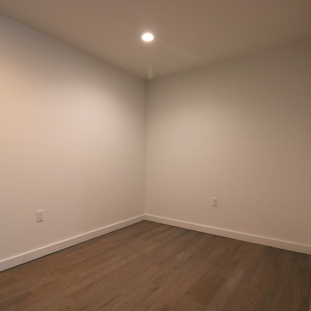 125 Parkside Avenue, Unit 2Q Brooklyn, NY 11226 - Photo 5 of 14