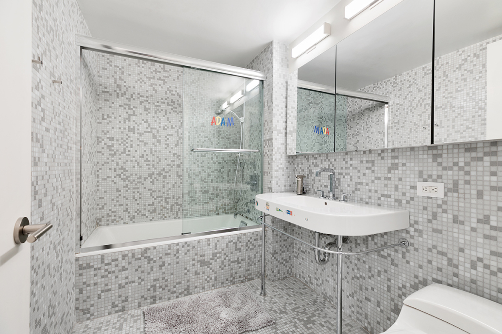 422 East 72nd Street, Unit 4DE Manhattan, NY 10021 - Photo 7 of 12