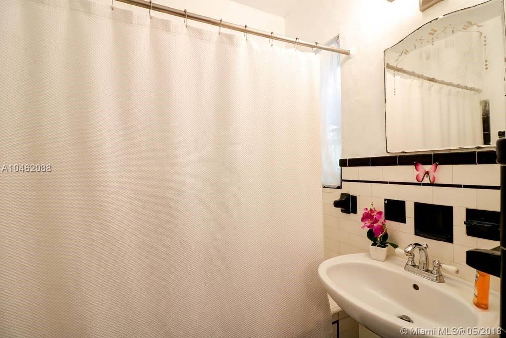 5565 La Gorce Drive Miami Beach, FL 33140 - Photo 30 of 30