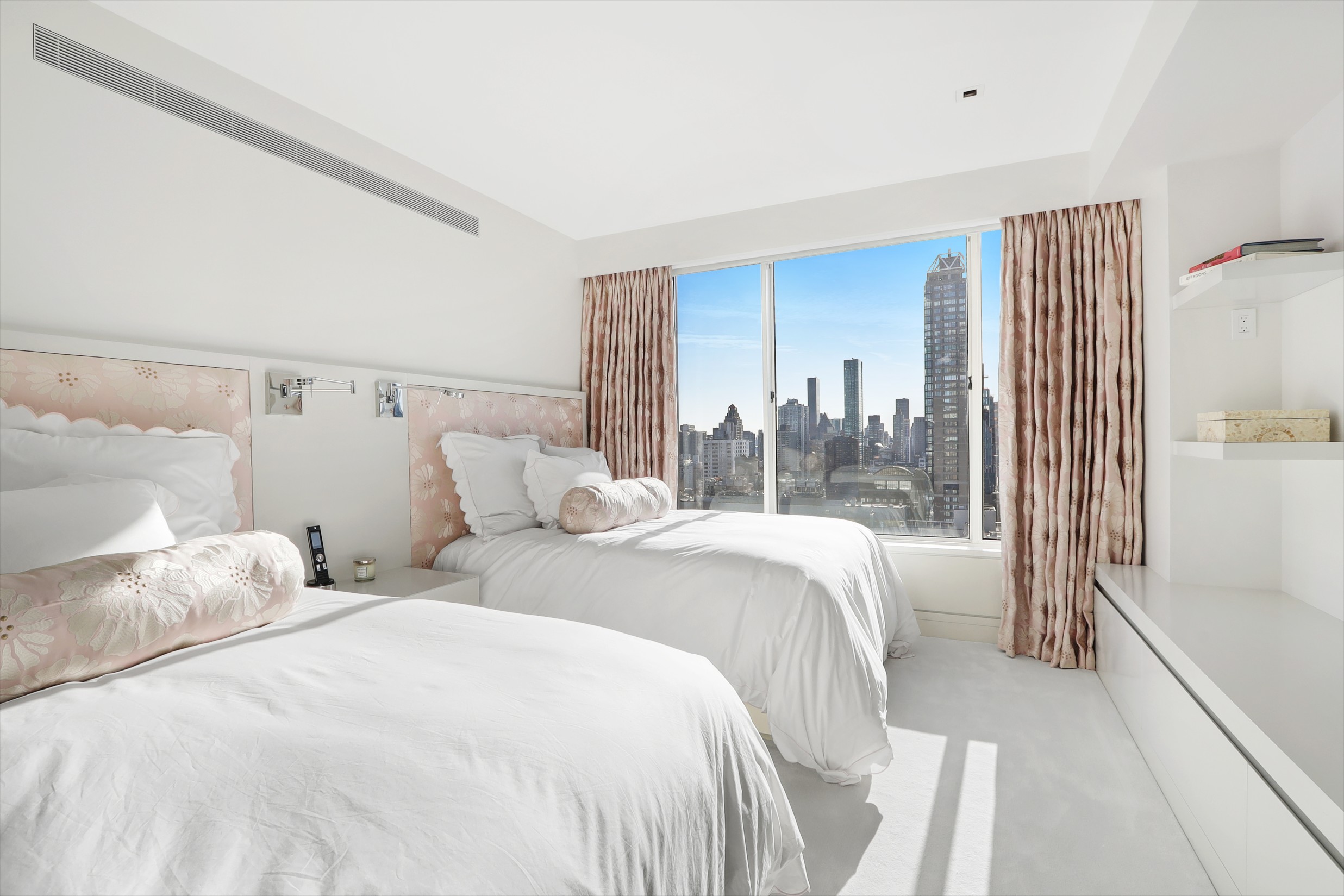 200 East 69th Street, Unit 31C Manhattan, NY 10021 - Photo 13 of 18