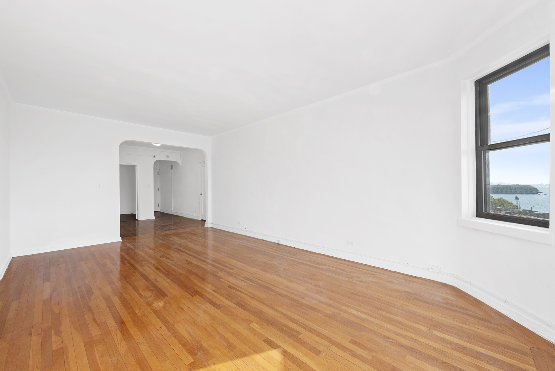 Manhattan, NY 10032 - Photo 3 of 10