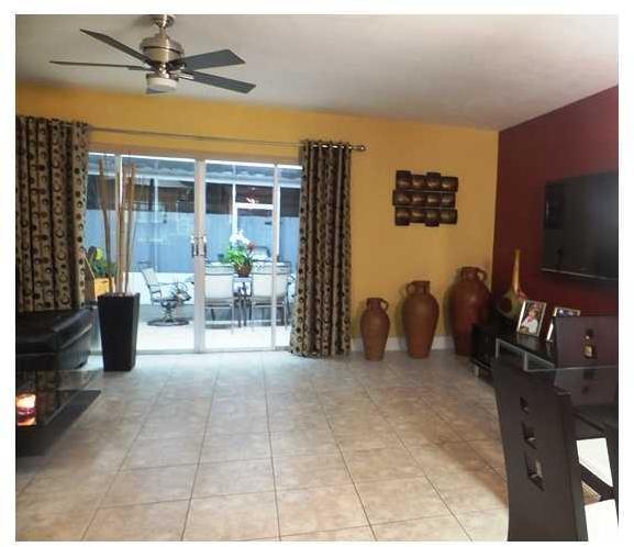 7035 West 3rd Court Hialeah, FL 33014 - Photo 7 of 30