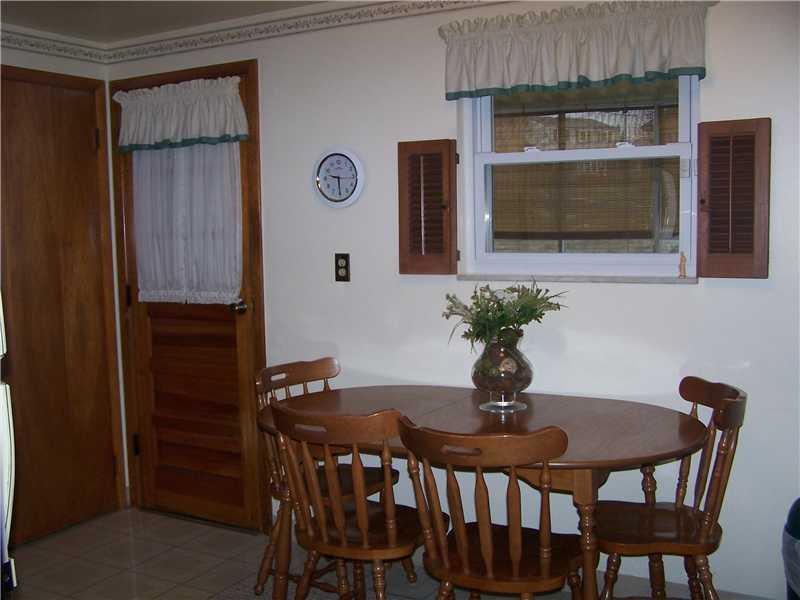 167 Pinchtown Road Baldwin, PA 15236 - Photo 7 of 18 Gallery Image 7