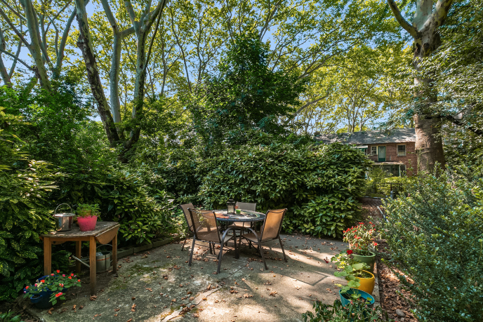 39-70 46th Street, Unit 1 Queens, NY 11104 - Photo 8 of 9