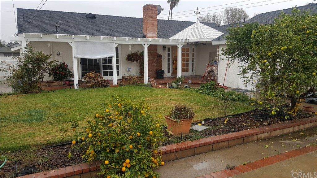 913 Junipero Drive Costa Mesa, CA 92626 - Photo 9 of 13