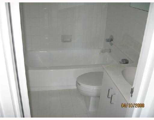 1500 Bay Road, Unit 726S Miami Beach, FL 33139 - Photo 5 of 6 Gallery Image 5