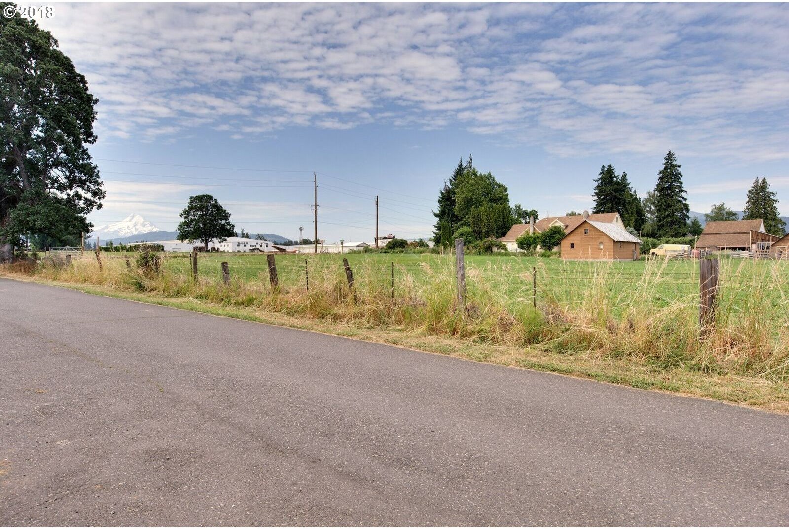 1433 Martin Road Hood River, OR 97031 - Photo 19 of 25