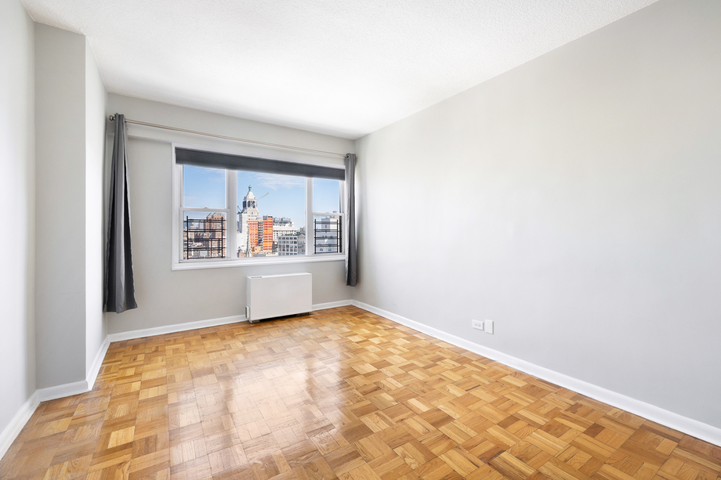 60 East 8th Street, Unit 22F Manhattan, NY 10003 - Photo 4 of 13
