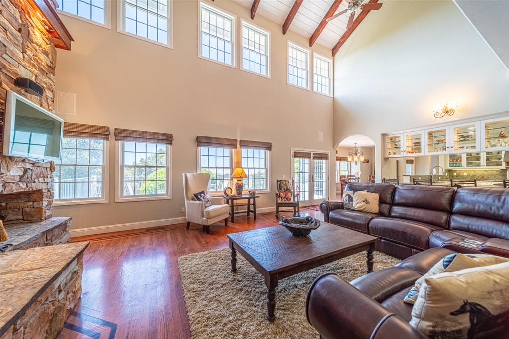 4554 Boulder Creek Road Julian, CA 92036 - Photo 5 of 25 Gallery Image 5