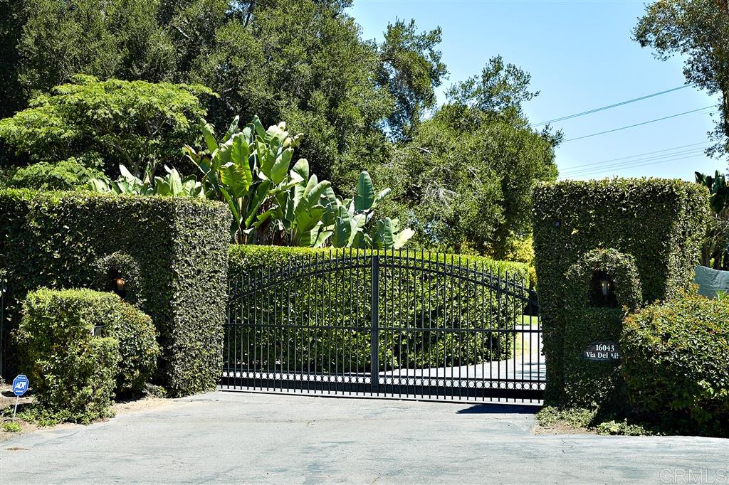 16043 Via Del Alba Rancho Santa Fe, CA 92067 - Photo 4 of 23