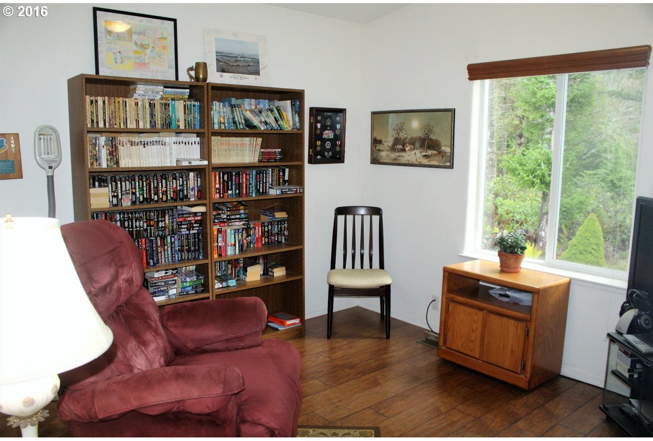 28355 Hunter Creek Heights Road Gold Beach, OR 97444 - Photo 21 of 26 Gallery Image 21