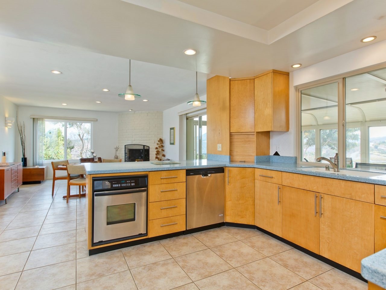 28410 Gordon Hill Road Valley Center, CA 92082 - Photo 4 of 25 Gallery Image 4