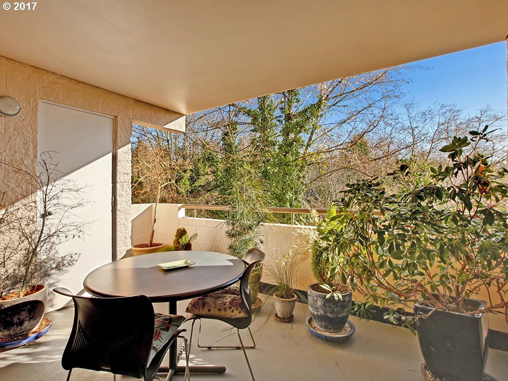 6625 West Burnside Road, Unit 251 Portland, OR 97225 - Photo 17 of 26 Gallery Image 17