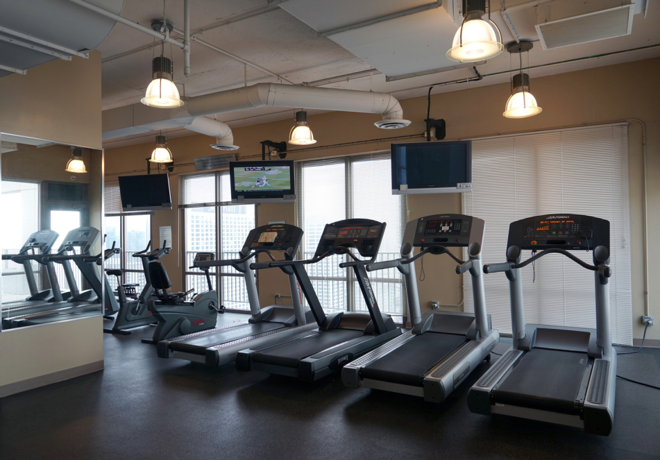 2 E Erie St, Chicago, IL 60611 - Photo 16 of 35