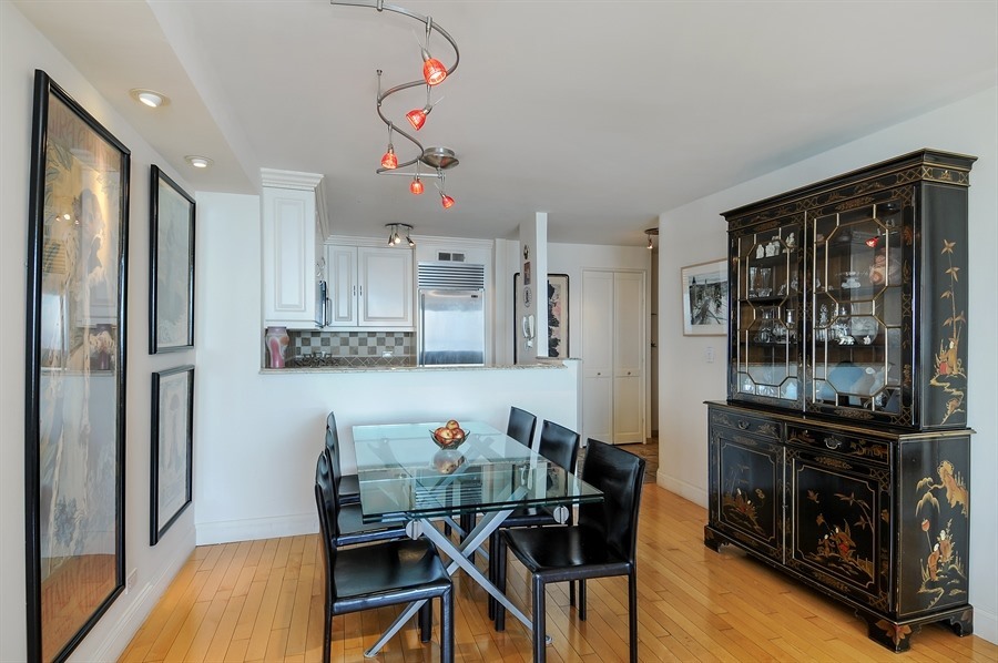 200 Rector Place, Unit 36E Manhattan, NY 10280 - Photo 5 of 12