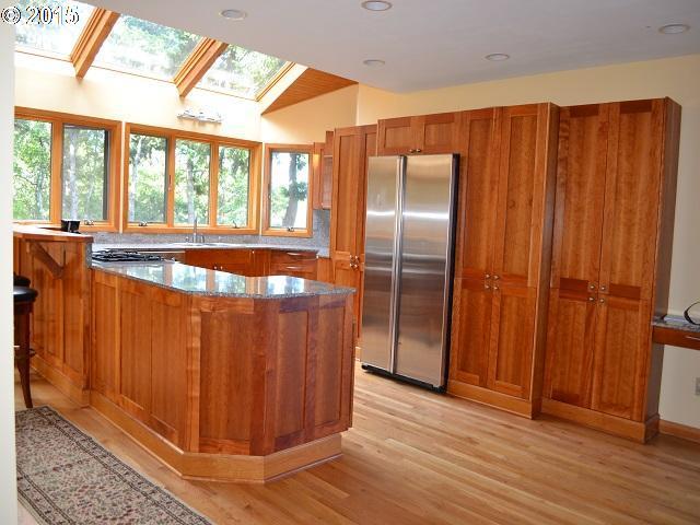 1860 Paradise Ridge Place Mosier, OR 97040 - Photo 12 of 30 Gallery Image 12
