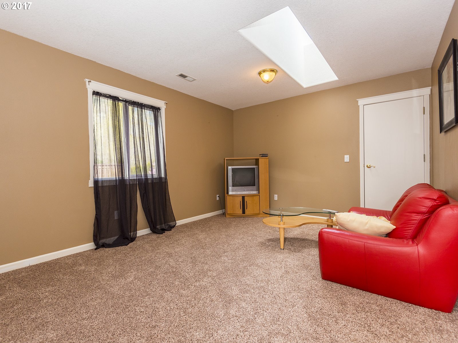 12859 Southwest Ridgefield Lane Tigard, OR 97223 - Photo 20 of 32 Gallery Image 20
