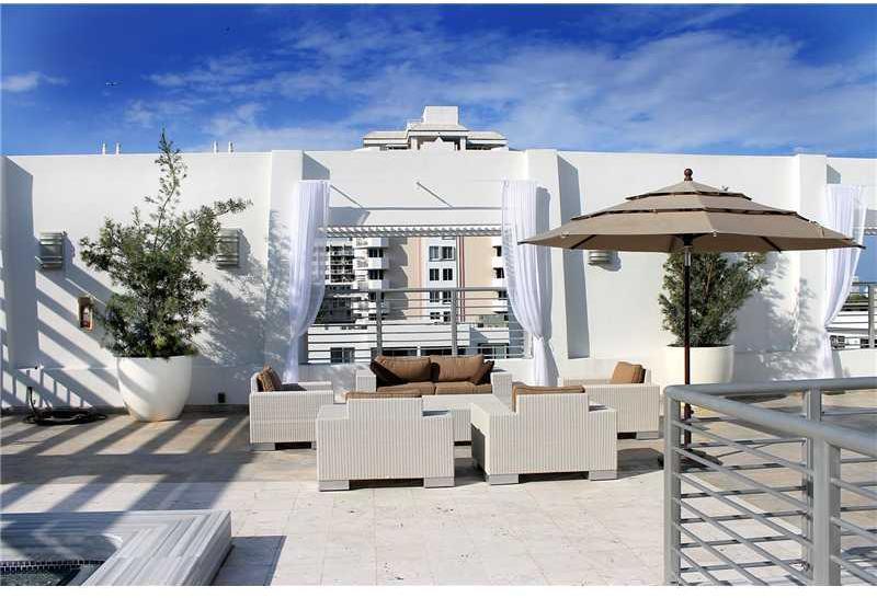 1577 Bay Road, Unit PH401 Miami Beach, FL 33139 - Photo 27 of 32 Gallery Image 27