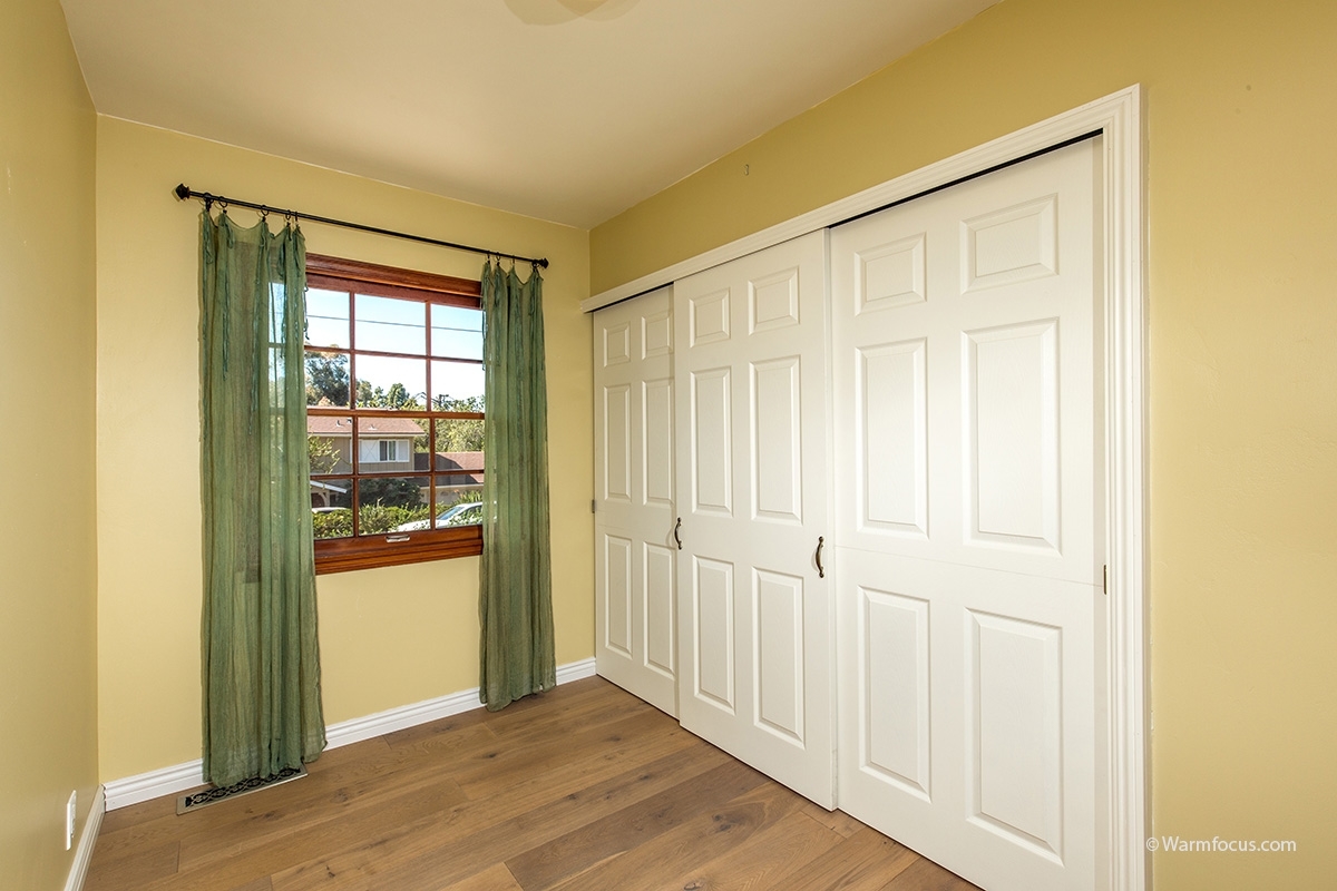 1674 Los Altos Road San Diego, CA 92109 - Photo 22 of 24 Washer/dryer are behind the doors. Big enough room to use as a hobby room, office, or ?