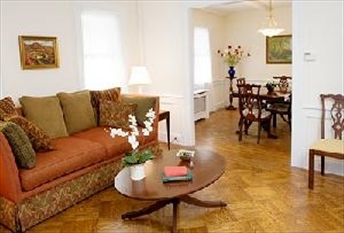 52 76th Street Brooklyn, NY 11209 - Photo 2 of 5