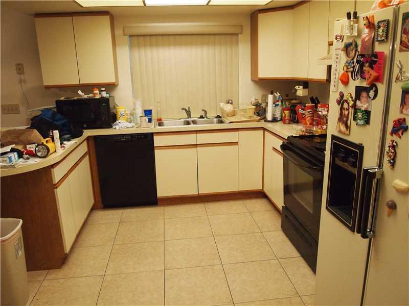 481 Martin Road Margate, FL 33068 - Photo 3 of 3