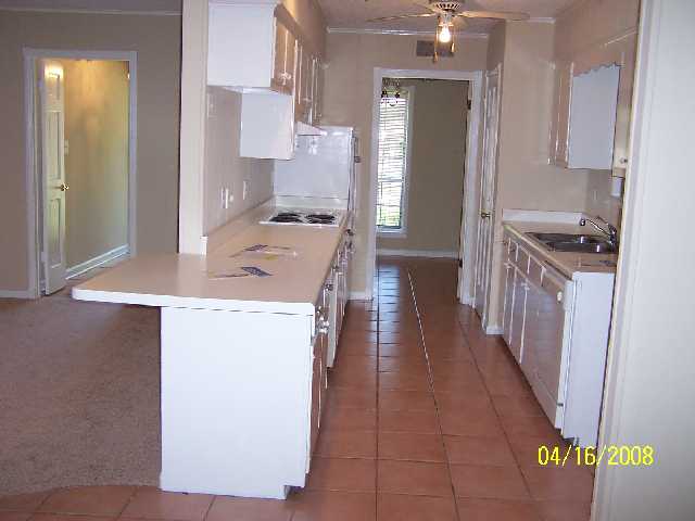 5771 Foxdale Road Memphis, TN 38115 - Photo 6 of 9 Gallery Image 6