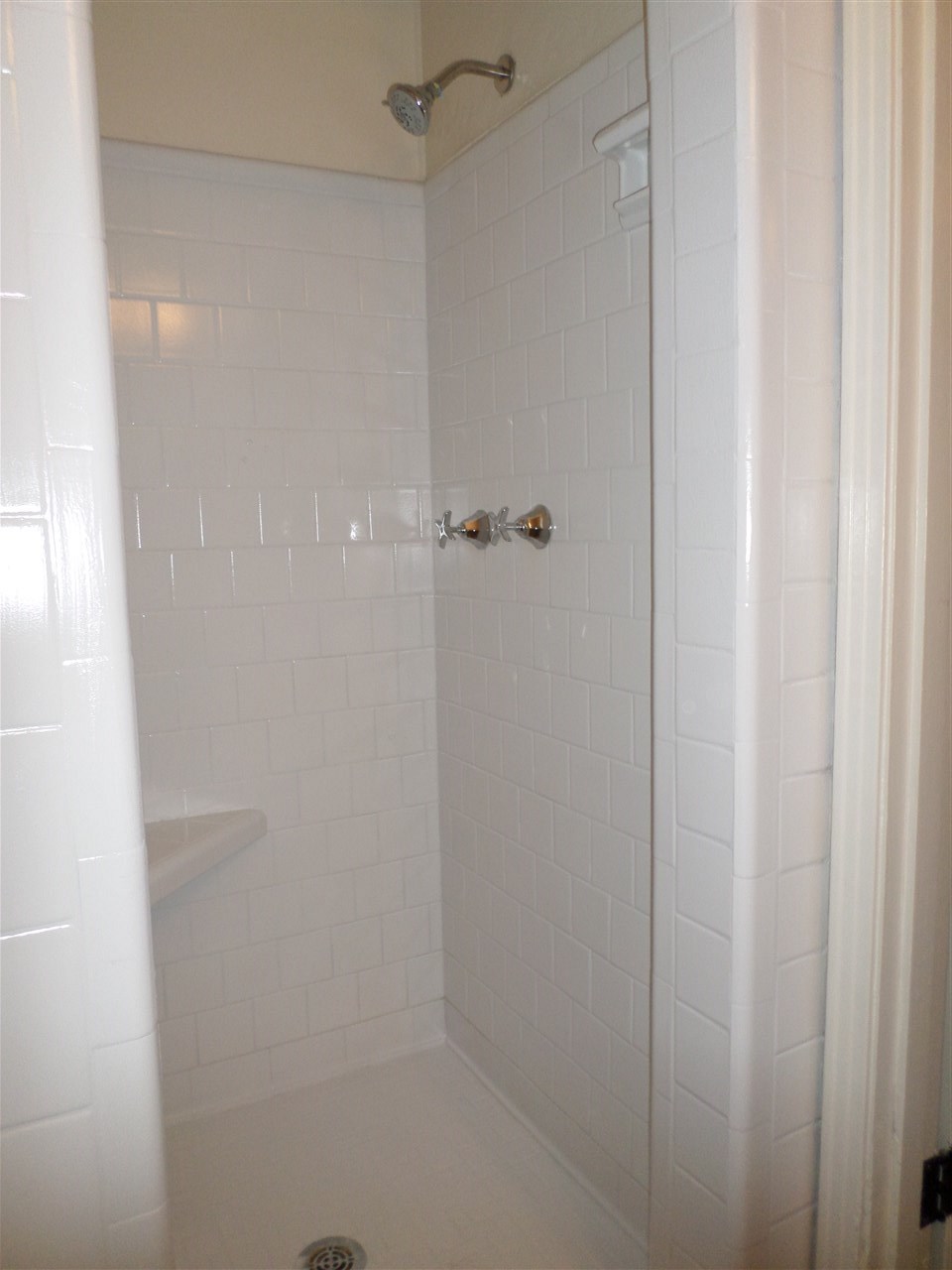 5220 Sequoia Road Memphis, TN 38120 - Photo 13 of 25