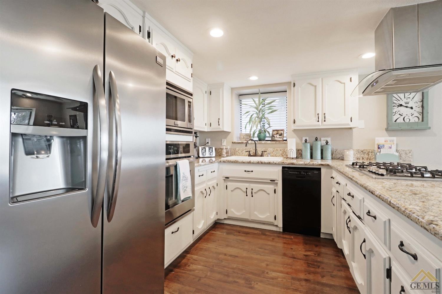 10010 Shellabarger Road Bakersfield, CA 93312 - Photo 8 of 26